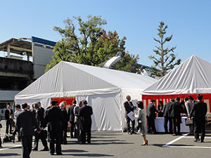 地鎮祭の会場。奥に見えるのがＪＲ鳥取駅