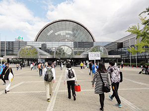 会場のインテックス大阪