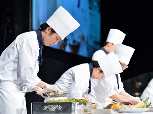 東京ベルエポック製菓調理専門学校の留学生によるプレゼンテーション